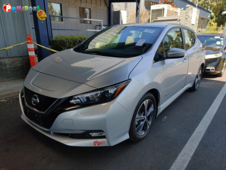 Nissan Leaf SV 2018